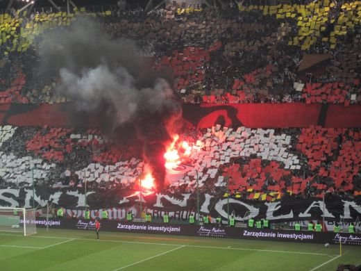 INFERNUL pe pamant! N-am mai patit nicaieri ce se intampla acolo! Stelistii, avertizati inaintea duelului cu Legia! Lato si Chiriches trebuie sa joace cu dopuri in urechi: