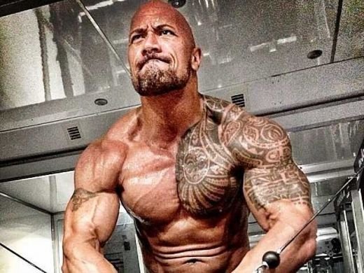 The Rock a EMOTIONAT sute de mii de oameni! Cel mai la moda actor de la Hollywood este EROUL lui 2013! Ce fotografie a postat: