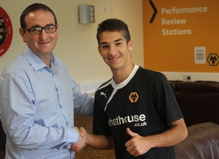 FABULOS! Un roman a fost transferat de o echipa legendara din Anglia! Gestul EXTREM facut de parintii urmasului lui Ionel Ganea: