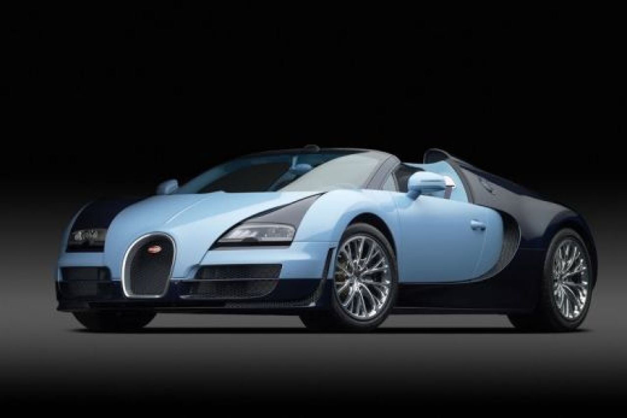 FOTO Un nou Bugatti Veyron face RAVAGII in buzunarele miliardarilor! Francezii au dedicat modelul unui pilot LEGENDAR! Cum arata:_21