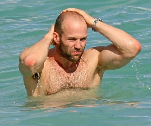 Aparitie CRIMINALA! Iubita lui Jason Statham i-a innebunit pe chelneri! Vezi in ce s-a imbracat la restaurant:_9
