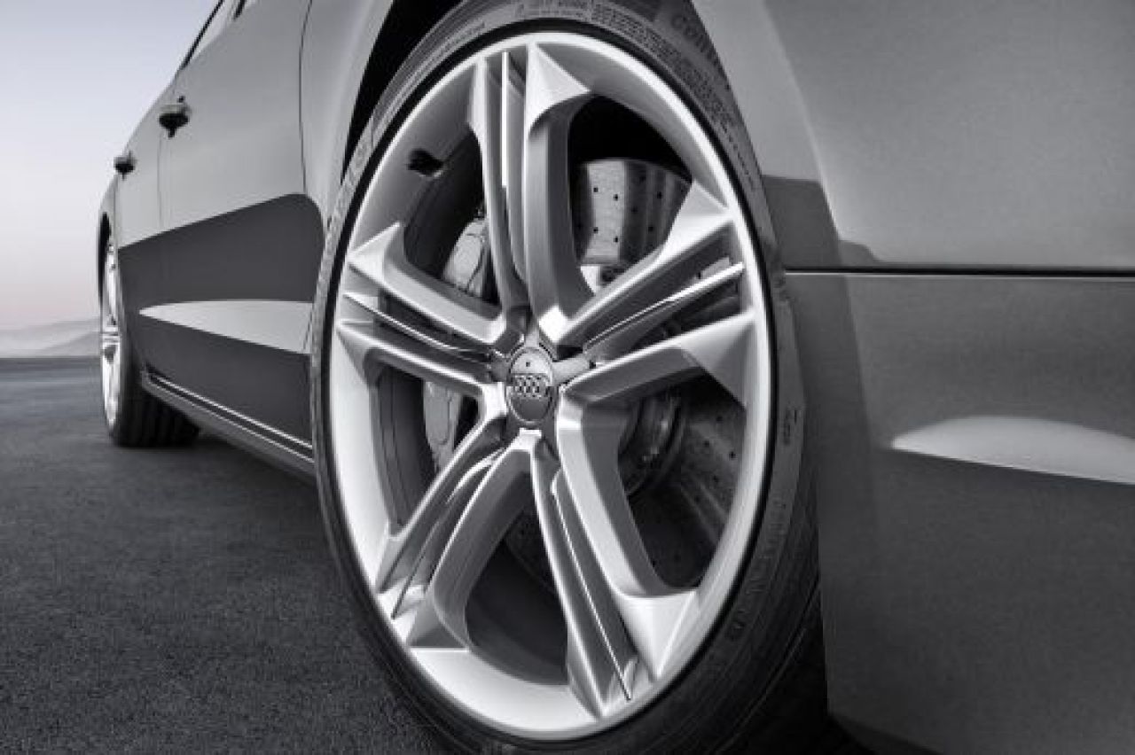 FOTO S-a lansat in urma cu cateva momente! Asa arata limuzina revolutionara de la Audi! Ce noutati aduce:_14