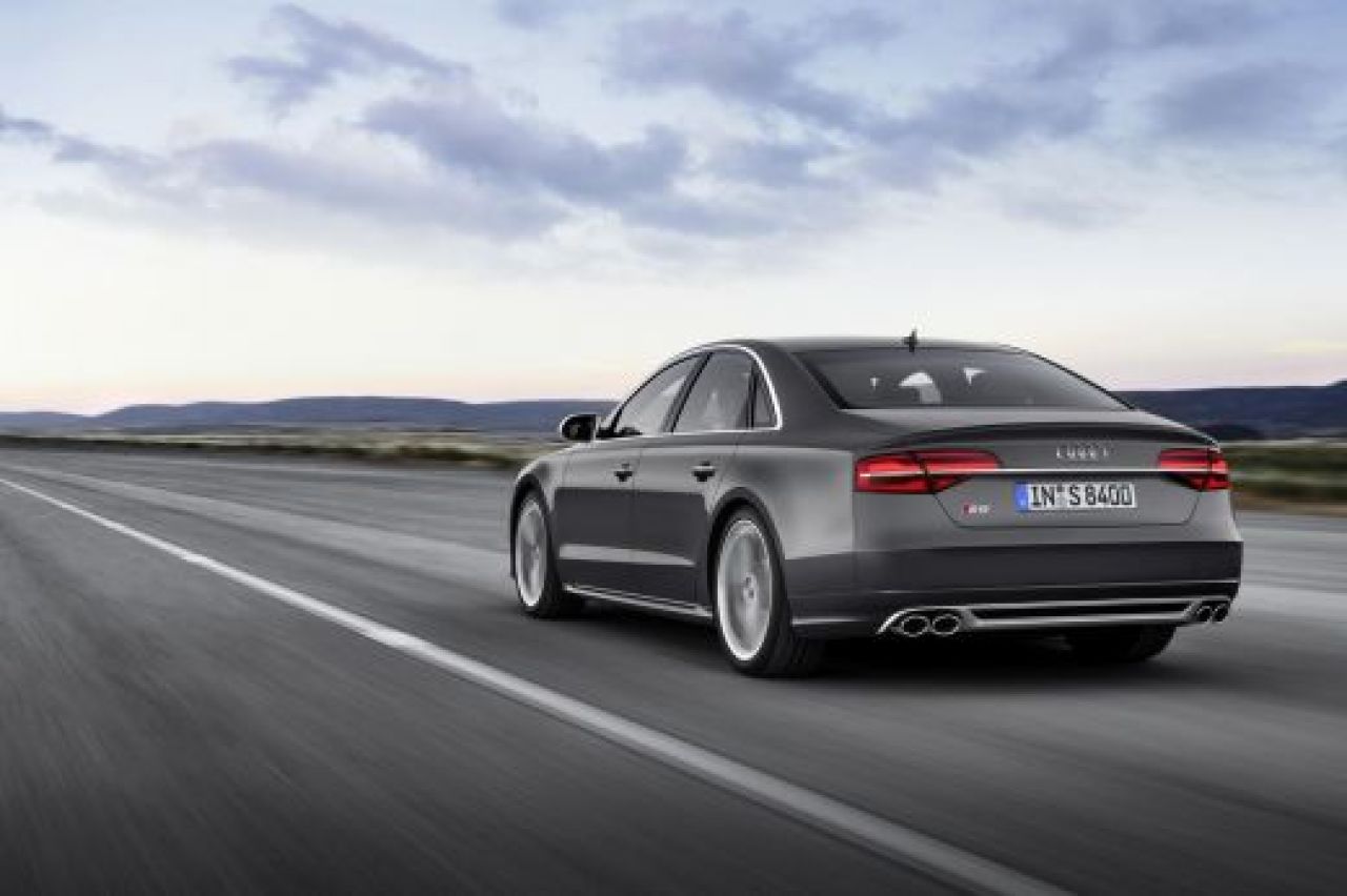 FOTO S-a lansat in urma cu cateva momente! Asa arata limuzina revolutionara de la Audi! Ce noutati aduce:_15