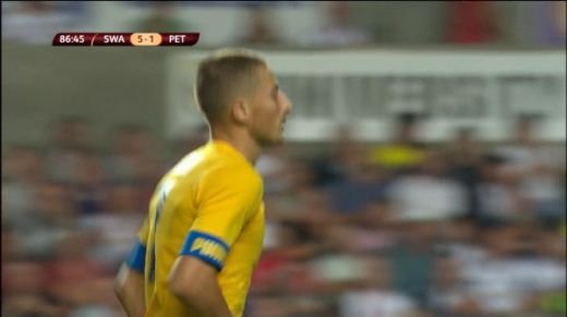 Gol DE VIS intr-un meci DE COSMAR! Grozav a inscris cu o foarfeca PERFECTA! Swansea 5-1 Petrolul! Vezi toate fazele VIDEO_3