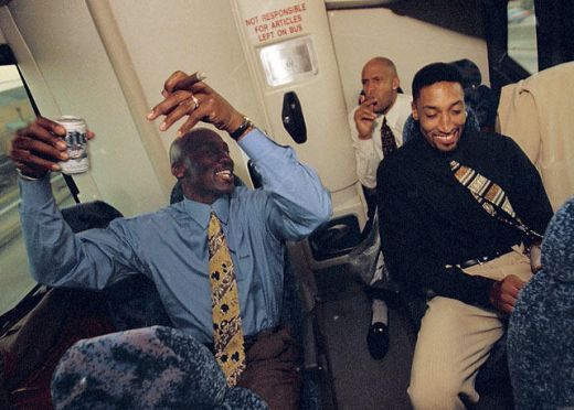Misterul bolii lui Michael Jordan a fost REZOLVAT!
