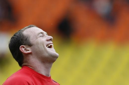 Rooney isi scoate din sarite sefii! United e obligata sa-l vanda in aceasta vara ca sa nu-si ia o TEAPA URIASA! Mourinho: Nu inteleg de ce nu vor sa-l vanda la Chelsea!