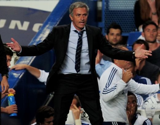 Mourinho si-a gasit repede un dusman in Premier League :) Atac la David Moyes: El e de vina pentru ce i se intampla lui Rooney!