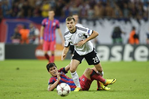 CALIFICARE! Steaua, a 7-a oara in grupele Ligii Campionilor! Stanciu si Piovaccari au marcat intr-un inceput PERFECT de meci! Legia 2-2 Steaua! Toate fazele meciului:_5