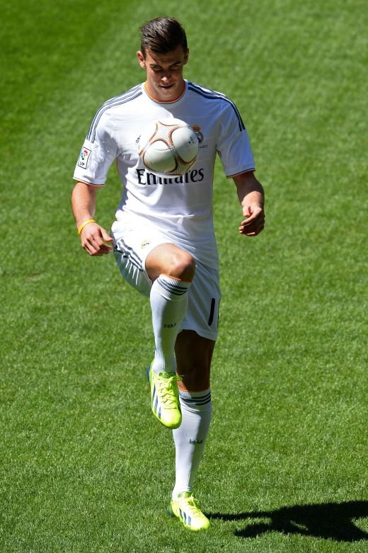 FOTO: Bale a fost prezentat astazi ca jucator al Realului! 