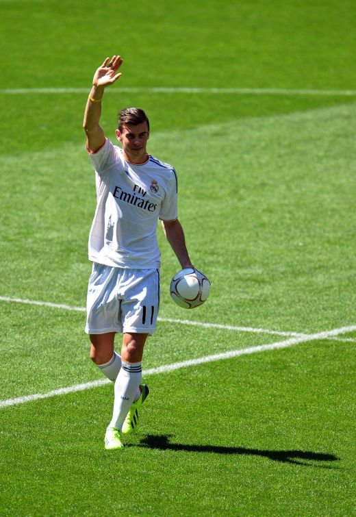 FOTO: Bale a fost prezentat astazi ca jucator al Realului! 
