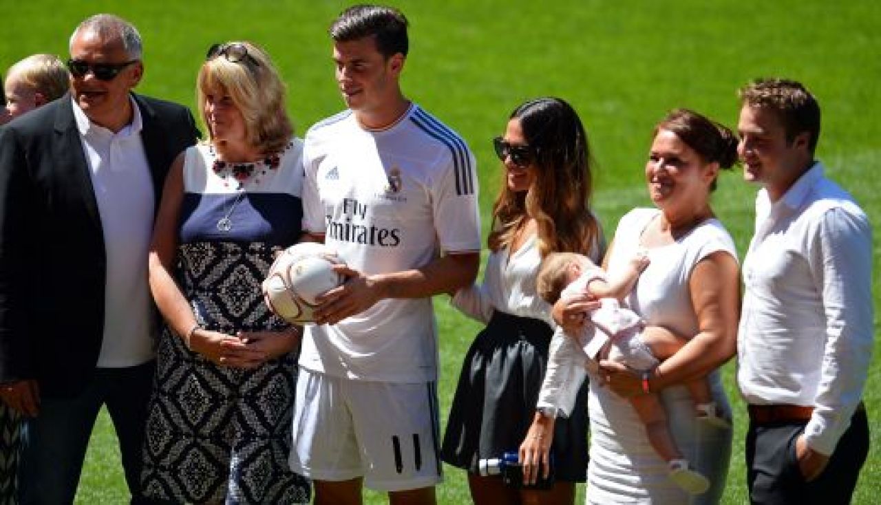 FOTO: Bale a fost prezentat astazi ca jucator al Realului!