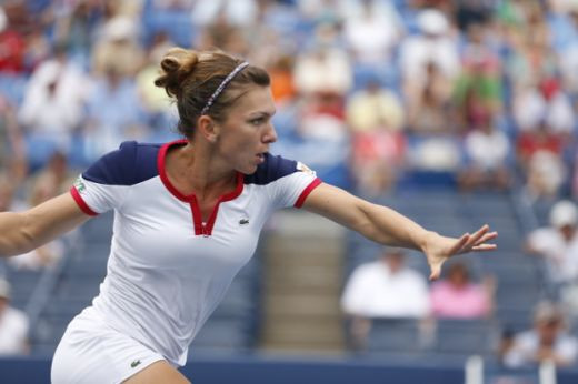 Simona Halep - Flavia Pennetta: 2-6, 6-7(3) in optimile US Open! Meciul a fost intrerupt 4 ore si jumatate din cauza ploii!