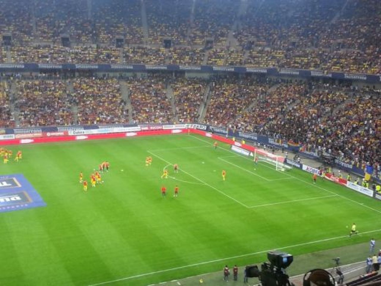 LIVE BLOG Hai, Romania | Bataie in fata stadionului Dinamo: stelistii si dinamovistii si-au dat intalnire dupa meci! Politia a retinut mai multi ultrasi!_23