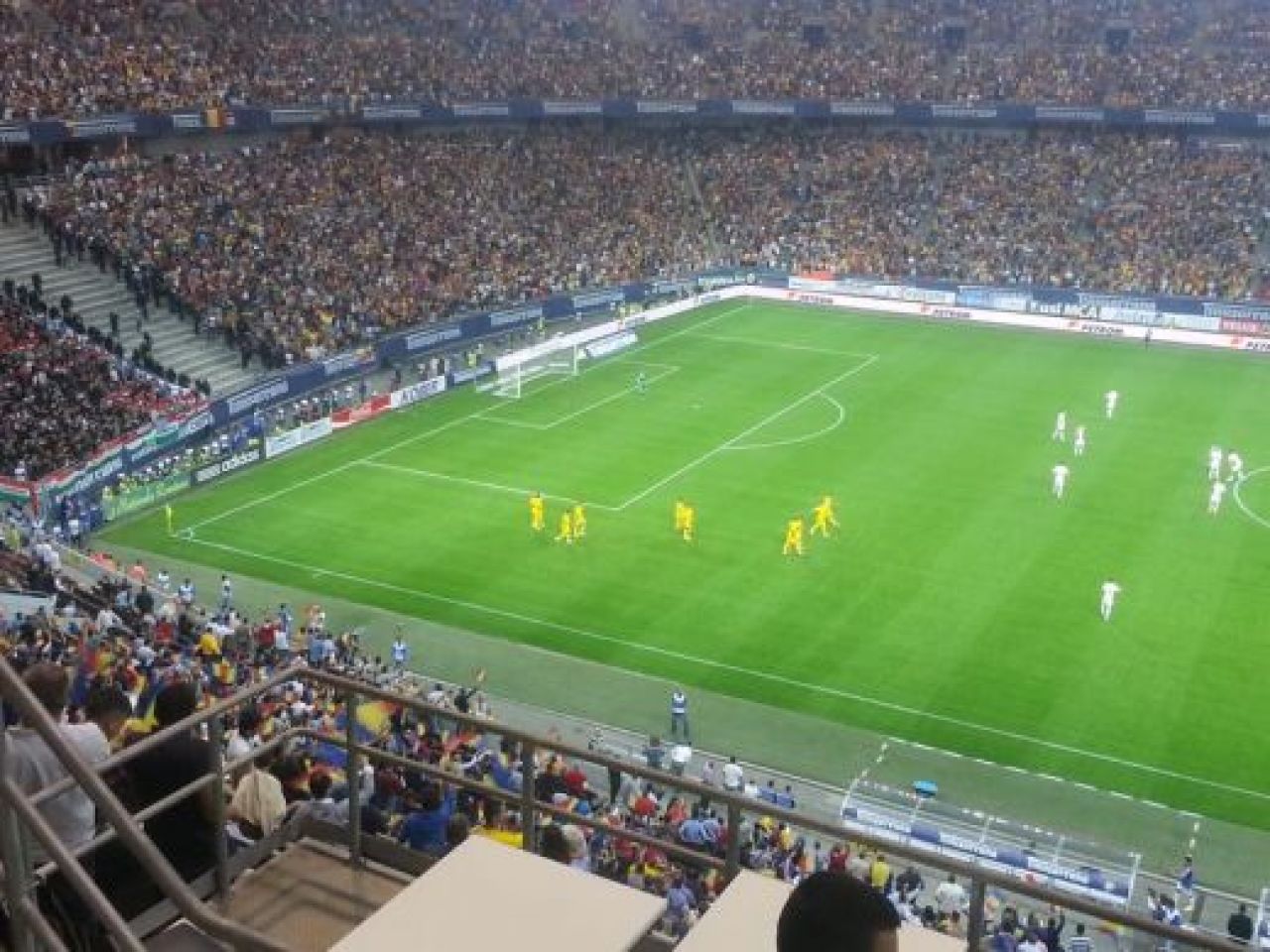 LIVE BLOG Hai, Romania | Bataie in fata stadionului Dinamo: stelistii si dinamovistii si-au dat intalnire dupa meci! Politia a retinut mai multi ultrasi!_26