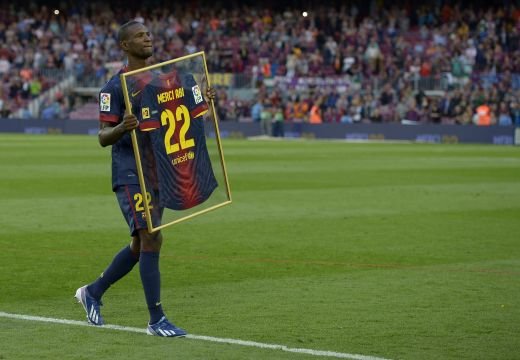 Continua DISPUTA intre Barcelona si Abidal! Comunicatul oficial al clubului catalan dupa ce jucatorul i-a acuzat ca nu l-au platit cat timp a fost bolnav: