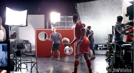 Guardiola n-a vazut asa ceva nici la EXTRATERESTRII Barcelonei! Ce lovitura dementa a reusit un star de la Bayern sub ochii lui