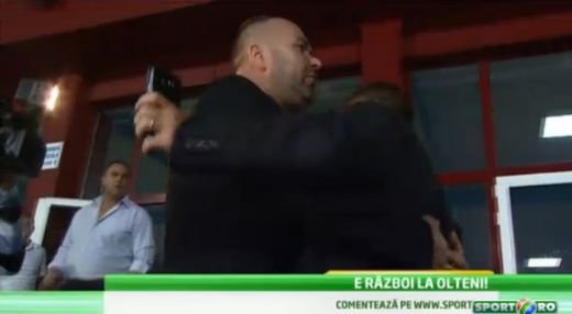 Scandal MONSTRU cu injuraturi si huiduieli la Universitatea Craiova 0-0 CSU! Bodyguarzii lui Mititelu l-au injurat pe Pavel Badea: Bai, gunoiule, dai declaratii