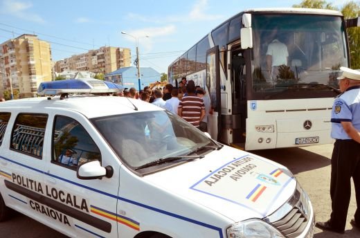 Greva la Craiova! Universitatea REFUZA sa mai joace la Severin si vor inapoi pe Oblemenco: politia i-a tinut departe de stadion!