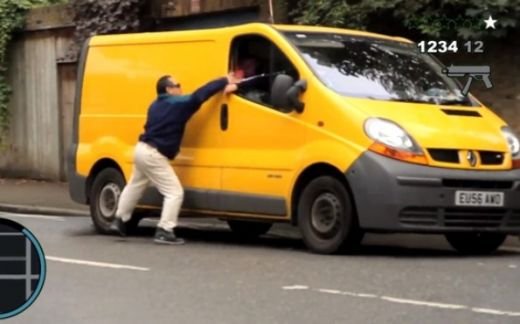A sarbatorit lansarea GTA V cu o farsa dementiala: A FURAT masini in viata reala :)) Cum au reactionat soferii: VIDEO