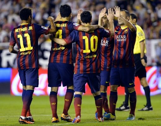 Barcelona a MACELARIT-O pe Rayo, dar a inregistrat un record negativ dupa 136 de meciuri! Seara NEBUNA in care Valdes l-a egalat pe Casillas: