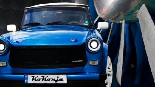 VIDEO Comunismul n-a aratat niciodata atat de bine! Primul Trabant RS din istorie: 220 de cai, piele si gadgeturi de ultima generatie!