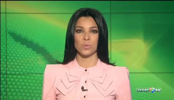 Fanii i-au strigat aseara &ldquo;Du-te si lasa-ne&rdquo; insa Reghe ii mai da o sansa! Cine e a fost cel mai fluierat jucator: