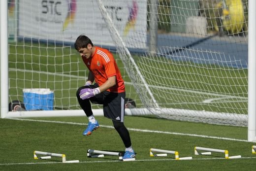 Casillas pleaca de la Real! Un COLOS a inceput negocierile pentru transferul portarului! Cu cine se bat Arsenal si Borussia Dortmund: