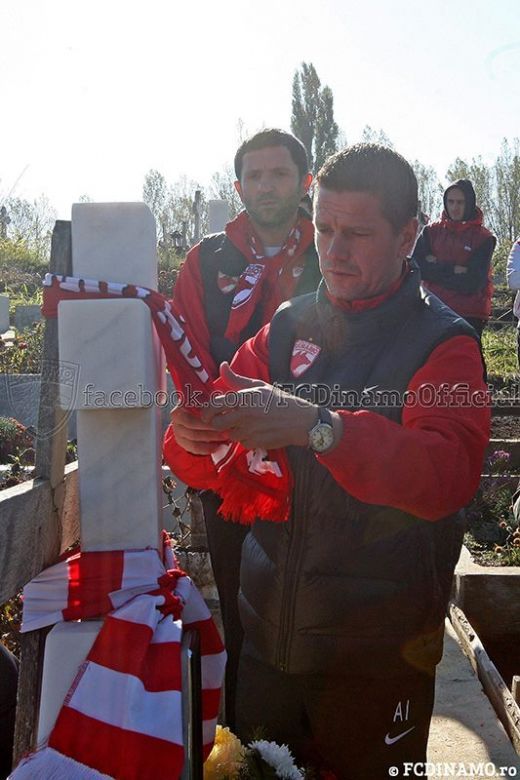 EMOTIONANT! Stoican i-a dus pe dinamovisti la mormantul lui Haldan! 13 ani de lacrimi pentru 'Unicul Capitan'! FOTO_4