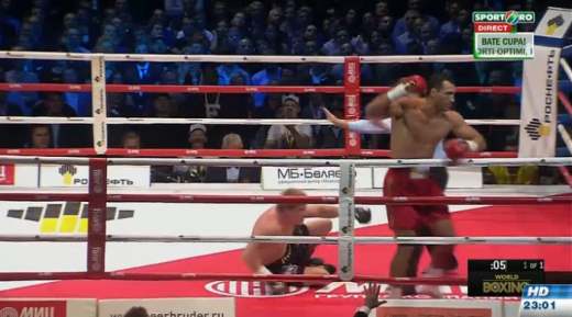Klitschko isi pastreaza centurile! I-a MASACRAT fata lui Povetkin! Rusul a rezistat eroic 12 reprize! VIDEO_3