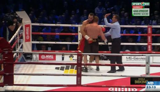 Klitschko isi pastreaza centurile! I-a MASACRAT fata lui Povetkin! Rusul a rezistat eroic 12 reprize! VIDEO_5