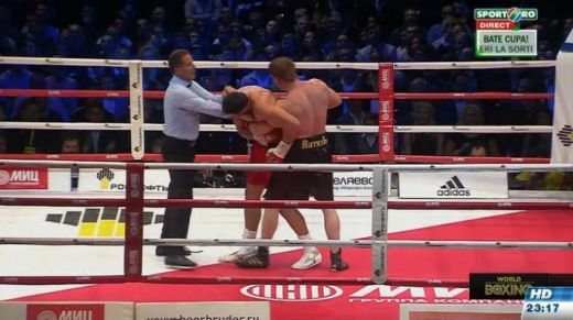 Klitschko isi pastreaza centurile! I-a MASACRAT fata lui Povetkin! Rusul a rezistat eroic 12 reprize! VIDEO_6
