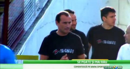 Jucatorii Otelului au fost amendati cu 25% din salariu! Ionut Badea e pe faras. Doi fosti antrenori ai Stelei il pot inlocui: