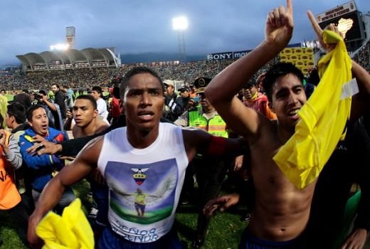 Imagini DEMENTIALE! Nationala lui Tony Valencia a sarbatorit in mare stil calificarea la Mondial! Mesaj emotionant al jucatorului de la United: