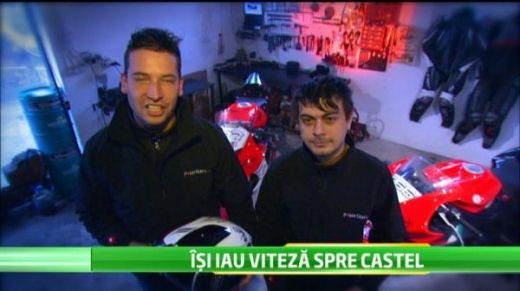 Doi campioni din motociclism si-au pus motoarele la bataie! Castelul Bran isi deschide portile pentru masa de poker!