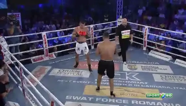 Bogdan Stoica l-a facut MUMIE pe adversar! Vezi lovitura GENIALA cu care l-a trimis pe egiptean acasa! VIDEO