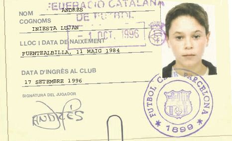 Pe tricoul lui scria ANDRES iar la 12 ani a fost transferat de Barcelona! INIESTA, asa cum nu l-ai vazut niciodata! VIDEO