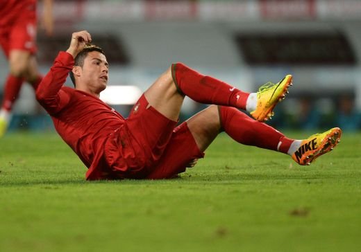 Cel mai JENANT tiki-taka vazut vreodata! Faza din preliminariile CM care a dus cu gandul la BLAT! Imaginile care il vor enerva pe Cristiano Ronaldo: VIDEO