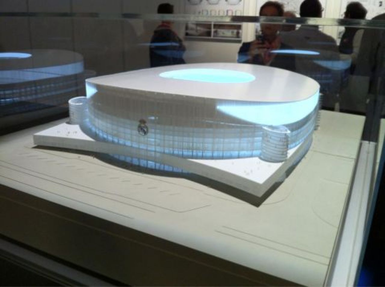 FOTO SPECTACULOS! Adio Bernabeu? Real va juca pe una dintre cele mai frumoase arene din lume! Vezi cele 4 variante:_3