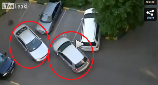 Mori de RAS - partea a doua! Crezi ca ai vazut soferite care habar nu au sa conduca? Stai sa le vezi pe ele :)) Faza incredibila intr-o parcare: VIDEO