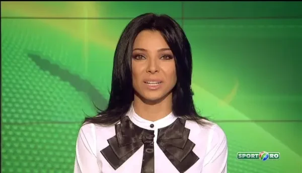 Chiar ca le-a facut pe toate! Printul Harry s-a bagat si la un meci de rugby cu fetele :) VIDEO