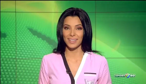 Romancele frumoase s-au inghesuit la maratonul de fitness de la Bucuresti! Au sarit in continuu ore in sir! VIDEO