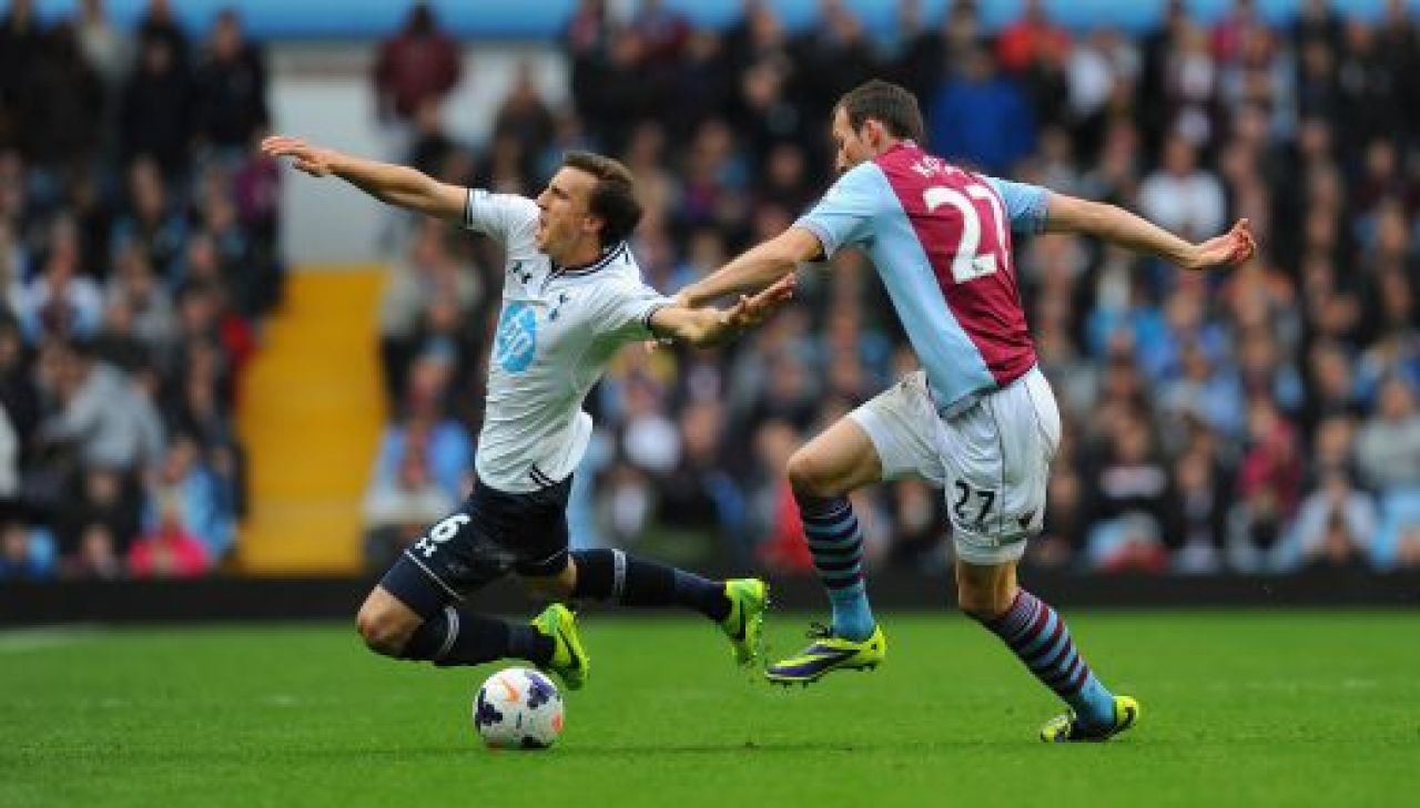 LIVE BLOG 3 in 1 | Chiriches, integralist in Aston Villa 0-2 Tottenham: