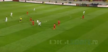Asta e GOLUL CAMPIONATULUI! Jucatorul dorit de Steaua si-a crescut cota dupa faza asta! Racheta de la 40 de metri, la 15 secunde de la fluierul de inceput!_3