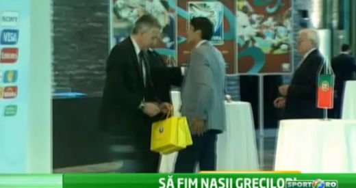 Tragerea la sorti l-a stresat rau de tot! Selectionerul Greciei i-a suparat pe cei de la FIFA! Ce misiune a avut Piturca de la Mircea Sandu in Elvetia: