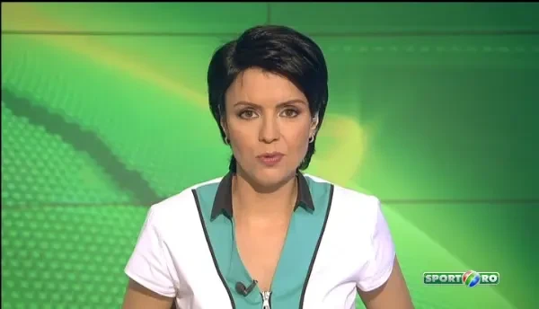 INCREDIBIL! Asta e cursa din care a scapat O SINGURA masina! Nebunie GENERALA pe pista! VIDEO