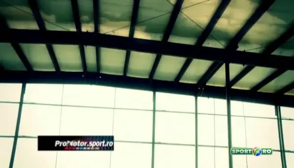 Reactii de “groaza ” ale unei vedete din Romania in cea mai puternica masina de oras.