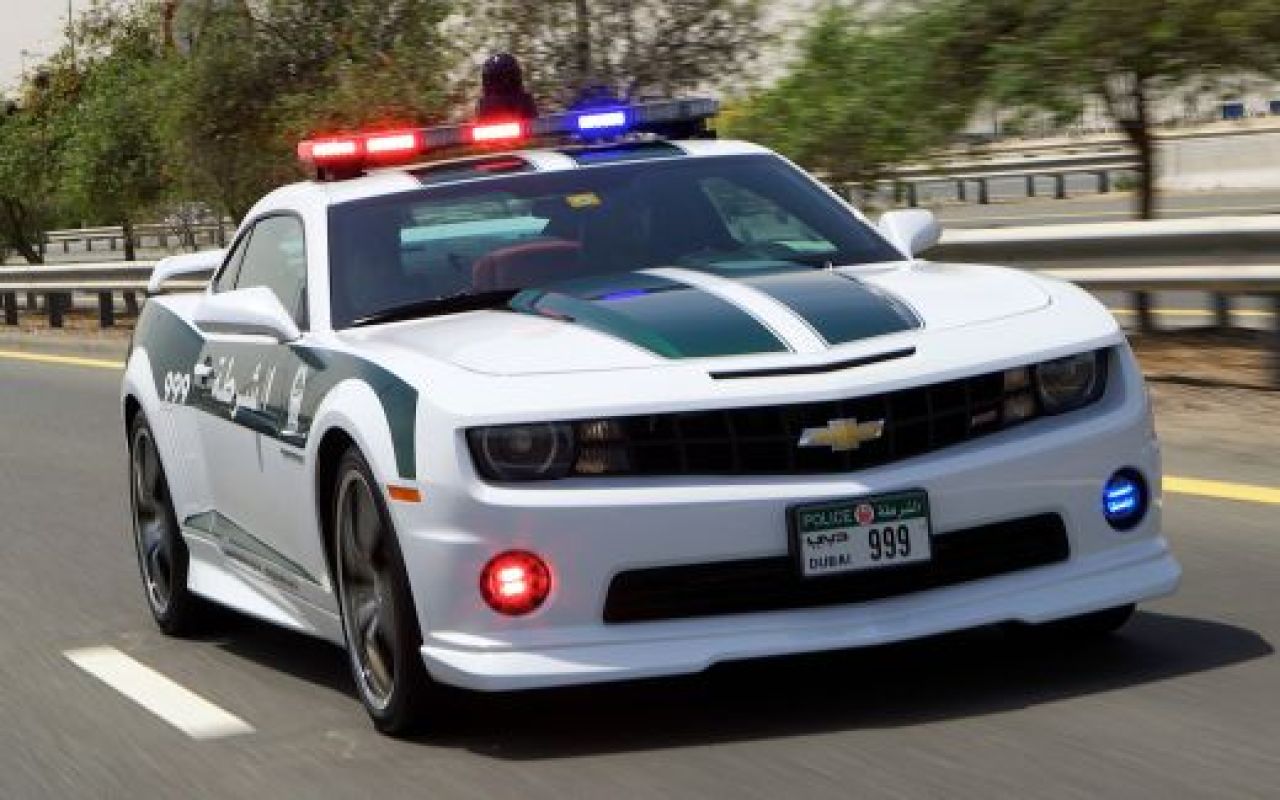 FOTO: Cel mai tare departament de politie din lume! Politia din Dubai are o flota cu SUPERMASINI! Vedeta e un Aston Martin de 1.4 milioane de dolari:_2