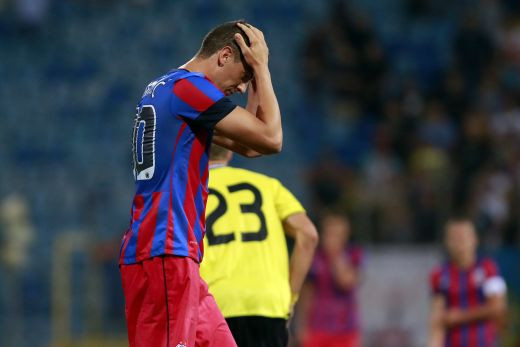 Gest MIZERABIL facut de un jucator al Stelei dupa meciul cu Basel: A SCUIPAT un suporter! Vezi cine a fost: