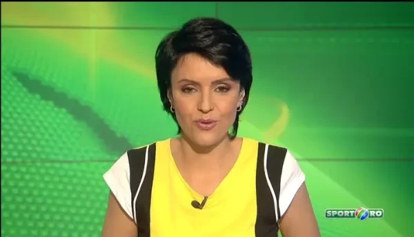 Asa ceva chiar se vede rar in fotbal! O fosta campioana a Columbiei si-a uitat echipamentul acasa! A fost nevoita sa improvizeze! VIDEO