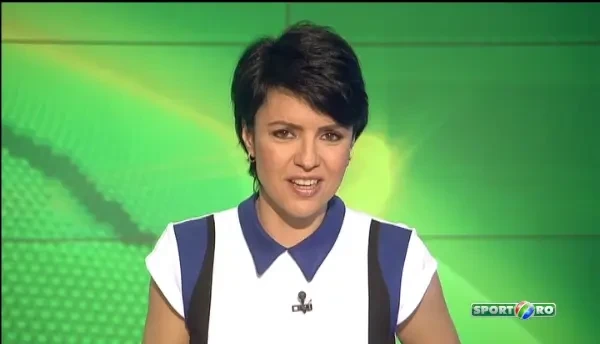 SENZATIE! Prima bunicuta fotbalista! Ce a facut cand a ajuns mingea la ea: VIDEO